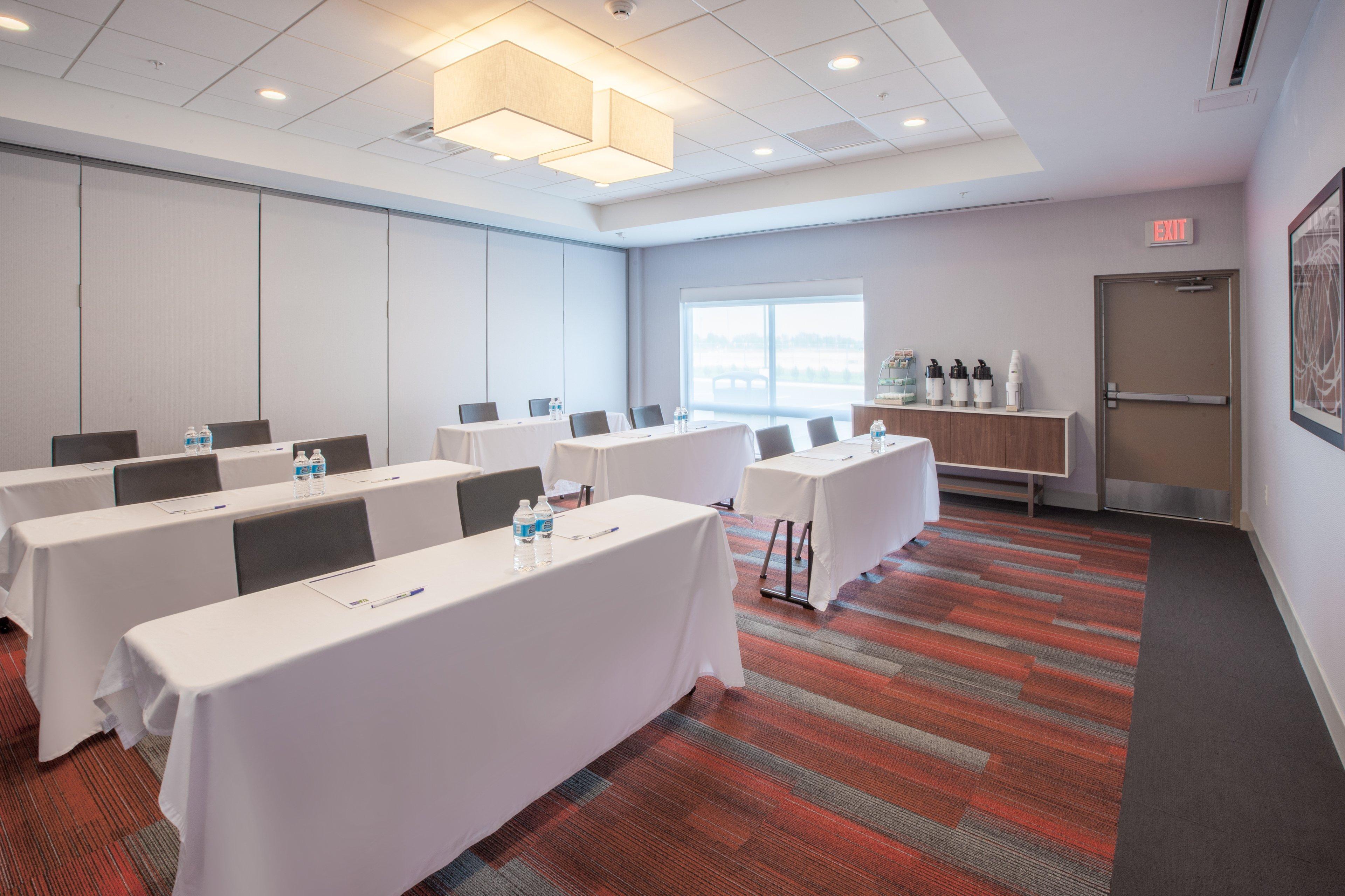 Holiday Inn Express & Suites - Indianapolis Ne - Нобълсвил Екстериор снимка