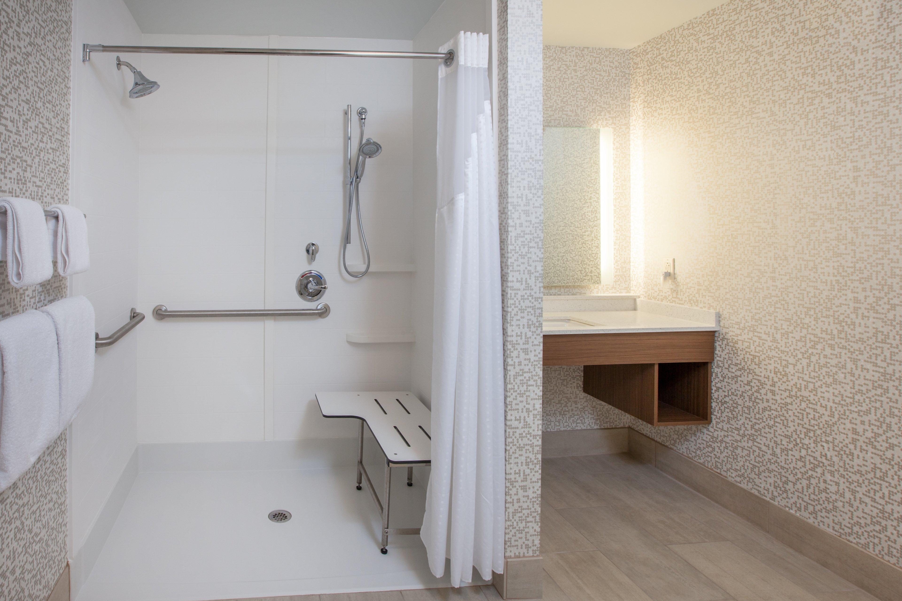 Holiday Inn Express & Suites - Indianapolis Ne - Нобълсвил Екстериор снимка